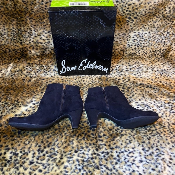 Sam Edelman Shoes - Sam Edelman black suede ankle boot
